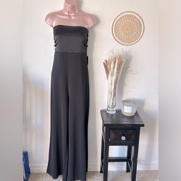 Express One Piece Tube Top - Picture 2 of 8